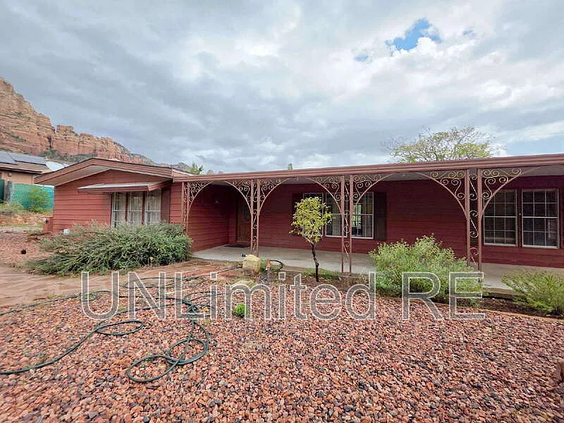 2 bed, 2.0 bath, 1920 sqft, $2,900 — Photo 3