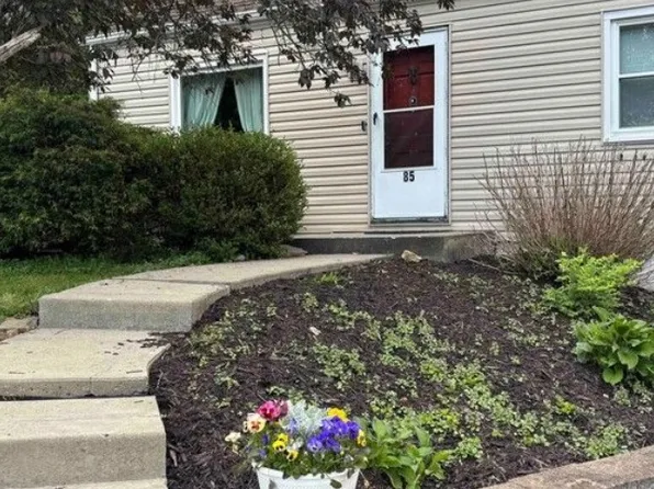 85 Adams Dr, Pittsburgh, PA 15241