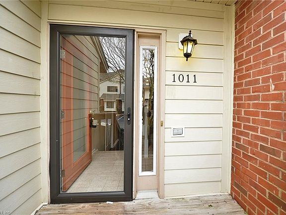 2nd image of 1011 Coquina Chase