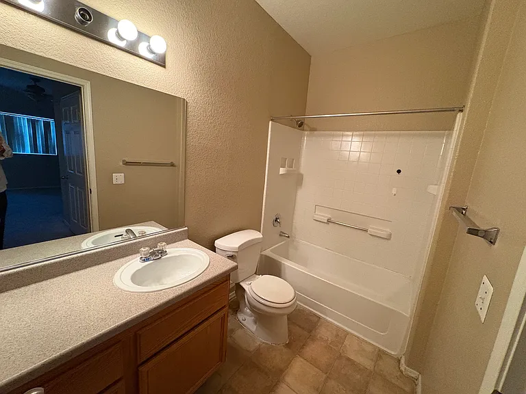 4730 E Craig Rd #1075 — Photo 6