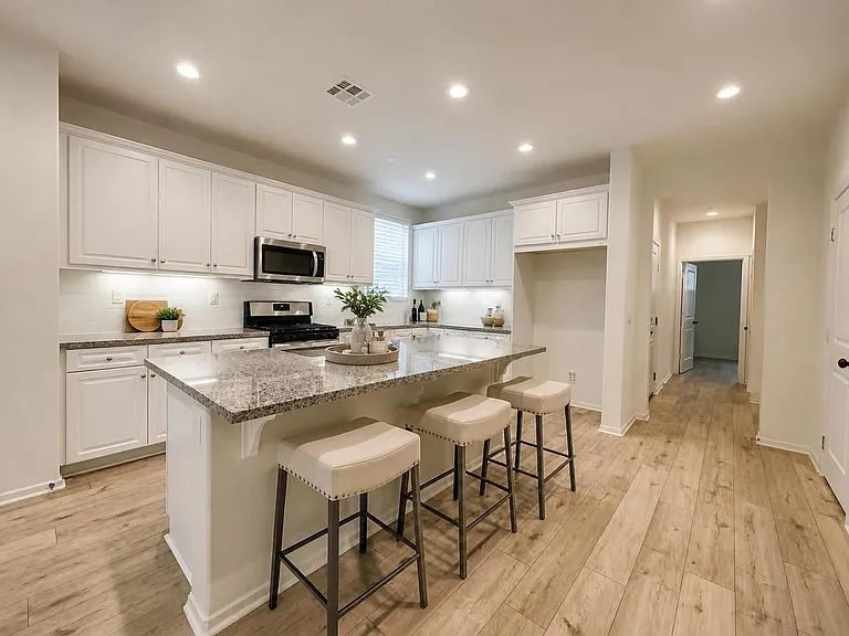 2772 E Kennedy Privado Ln — Photo 16