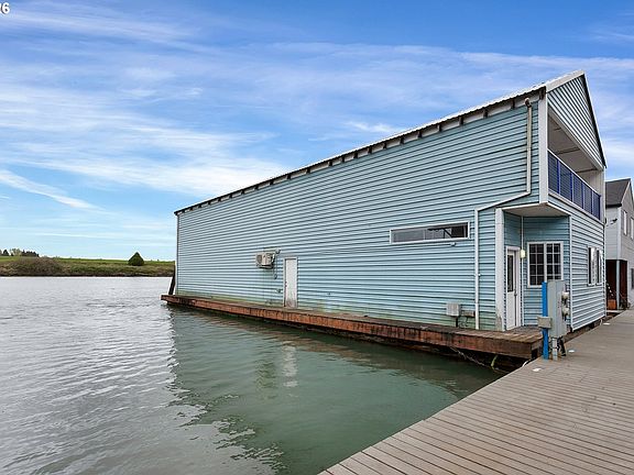 3rd image of 13358 NW Marina Way #W3