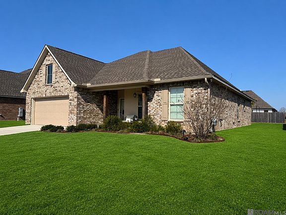 2nd image of 1547 Rangeland Ave