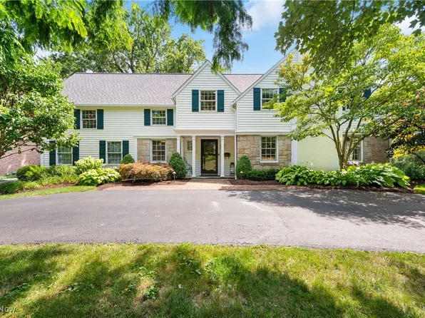 3400 Blackburn Rd NW, Canton, OH 44718