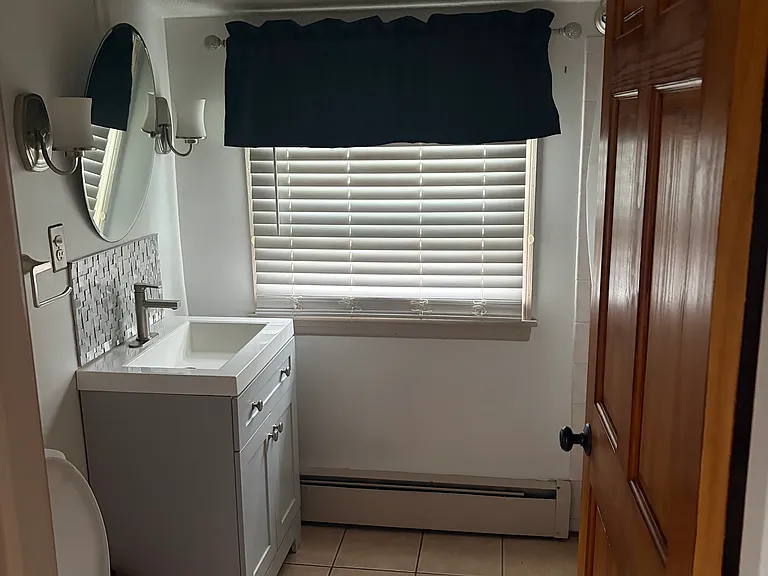13 Warner St #2 — Photo 15
