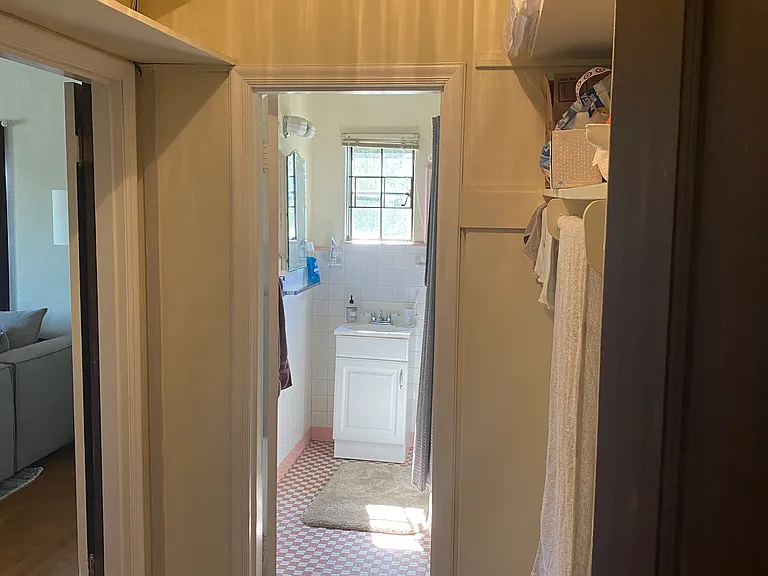 1 Duane Street Apartments — Photo 13