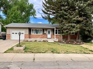 1260 Ivy Ln, Casper, WY 82609