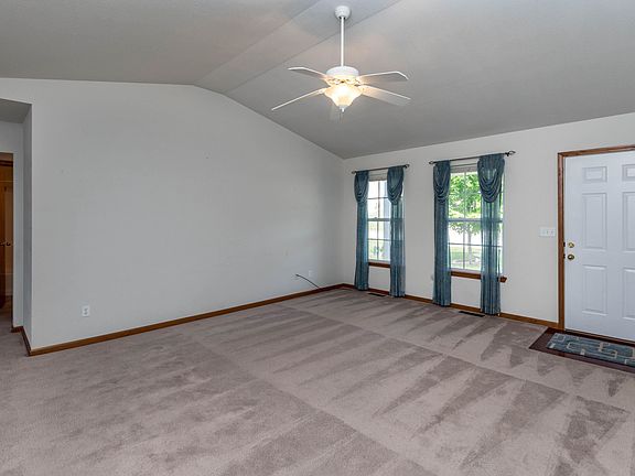 5th image of 3709 Scarborough Way