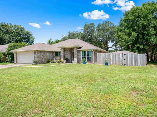 6910 Calle De Amigo, Navarre, FL 32566