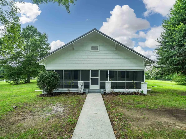 2144 County Road 1855, Arab, AL 35016