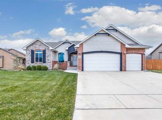 1501 N Obsidian Ct, Wichita, KS 67235