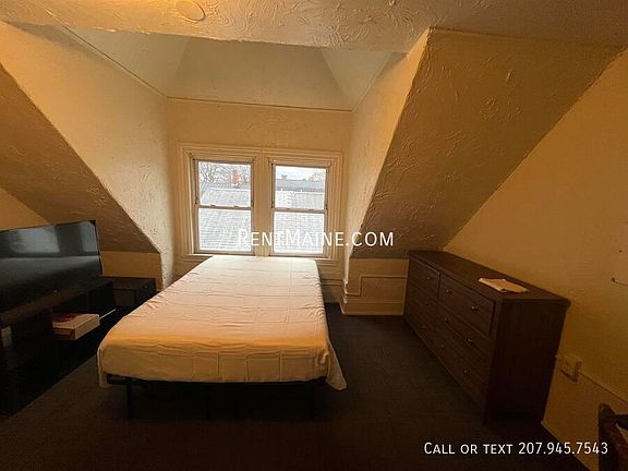 2nd image of 133 Essex St #14