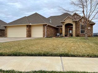 1201 Winchester Ave, Enid, OK 73703