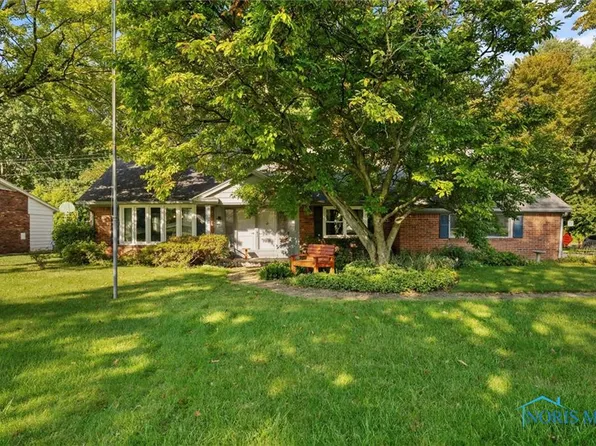 4259 Rose Garden Dr, Toledo, OH 43623