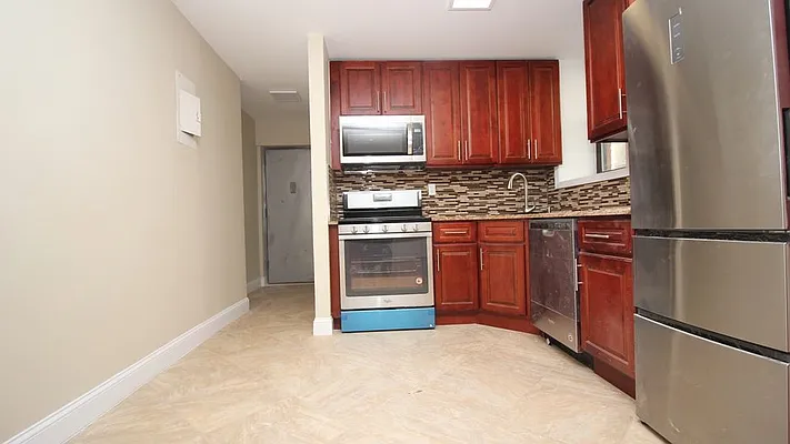 Rented by Nooklyn NYC LLC | media 24