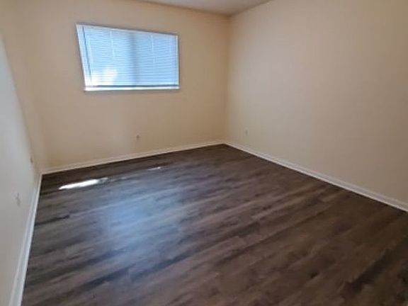 4th image of 4793 Dadson Ct #101