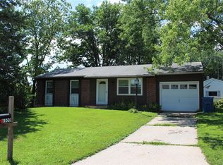 3500 York Dr, Saint Charles, MO 63301