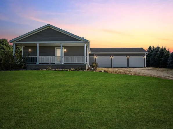 1506 246th Ave, Lisbon, IA 52253