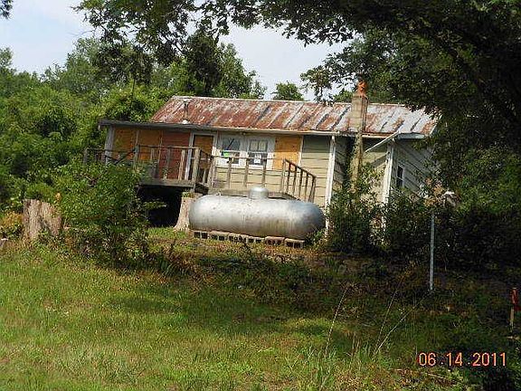 3rd image of 521 Plymouth Terrace Dr