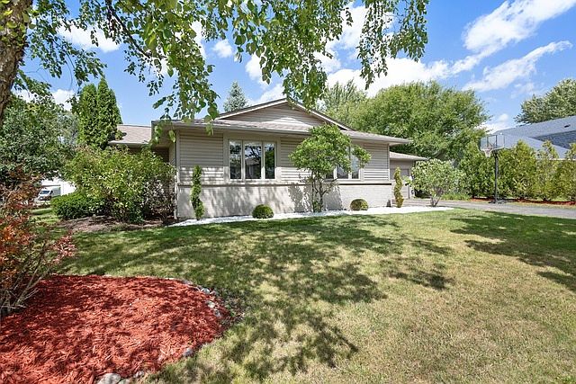 1st image of 3770 N Alder Dr
