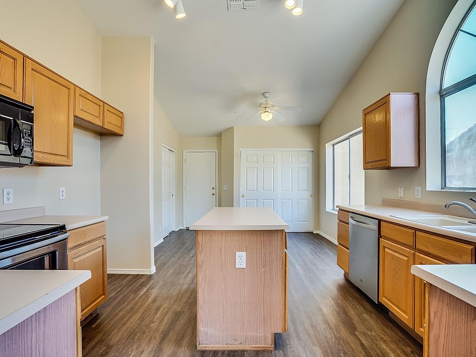1st image of 3670 E Cedarwood Ln