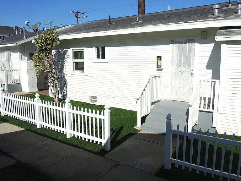 1016 E La Palma Dr — Photo 10