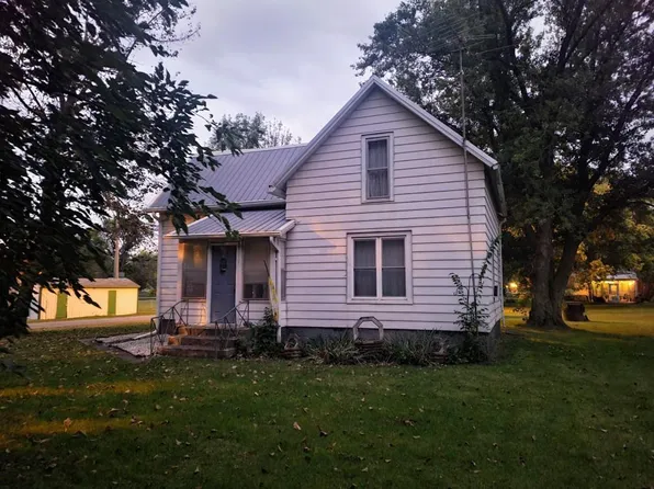 308 14th St S, Grand Junction, IA 50107