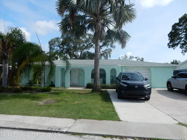 7124 Ashwood Dr #1, Port Richey, FL 34668