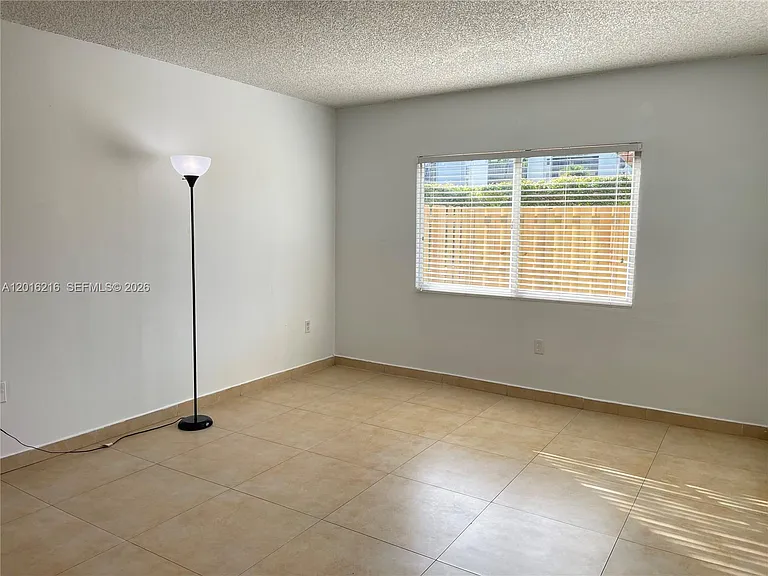 6255 Kendale Lakes Cir #116 — Photo 14