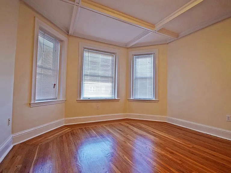 61 Thatcher St #32 — Photo 1