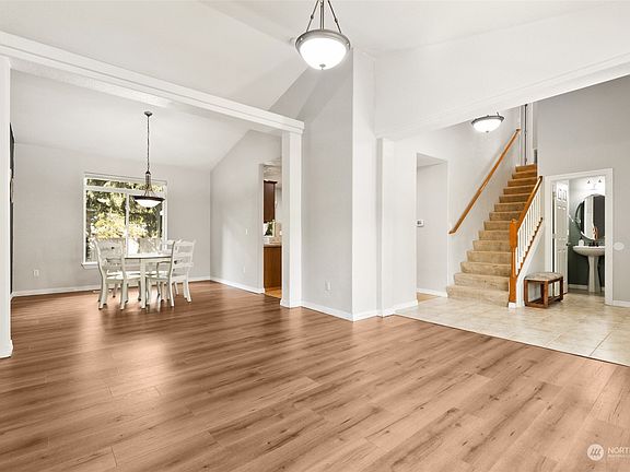 5th image of 15774 104th Avenue SE