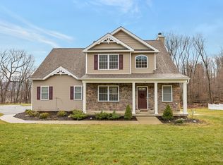 7 Clinton Aly, Monroe, NY 10950