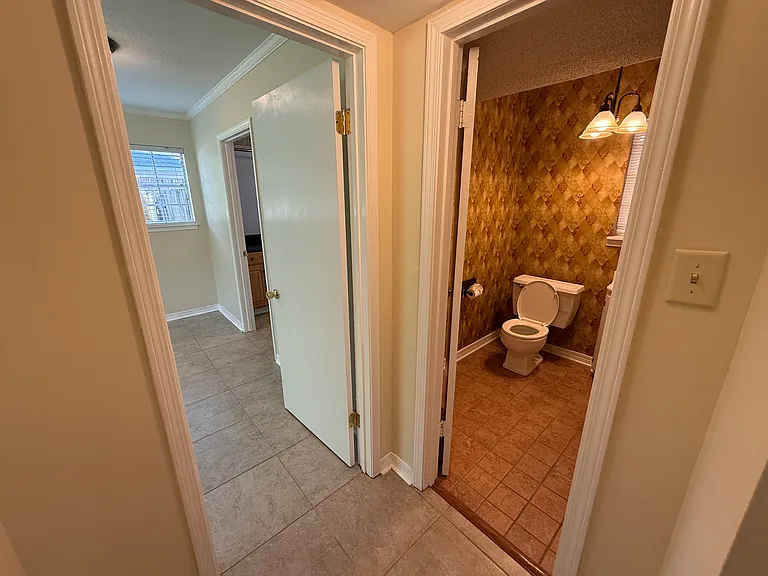 3512 Shadowwood Ct — Photo 33