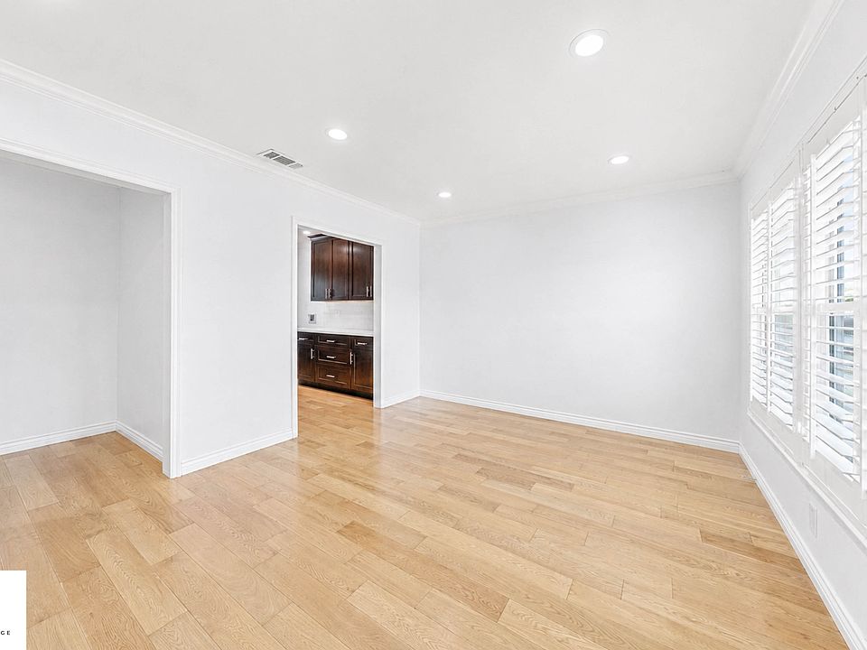 1st image of 4854 Halkett Ave