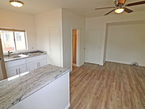5th image of 3617 Nassau Dr #A