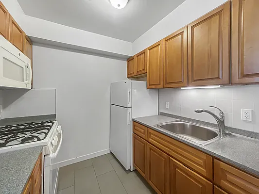 Rented by Skyward | media 12