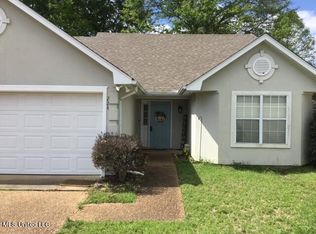 224 Shadow Lake Dr N, Clinton, MS 39056