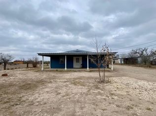 120 Grissom Dr, Del Rio, TX 78840