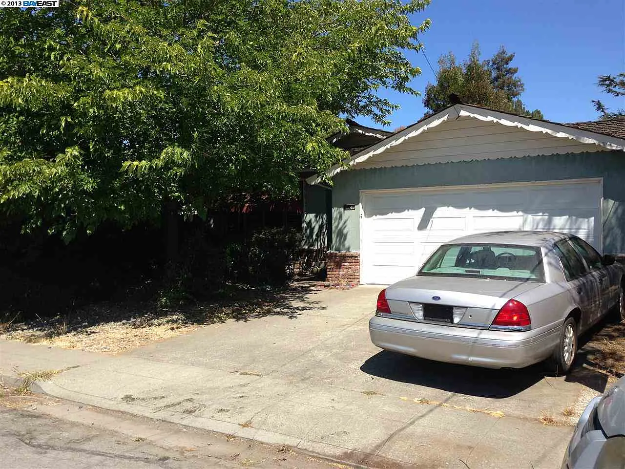 19448 Garrison Ave photo 1