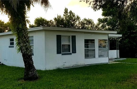 3rd image of 1418 Covewood Ave
