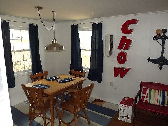 5th image of 218 Mooresville Park Cir