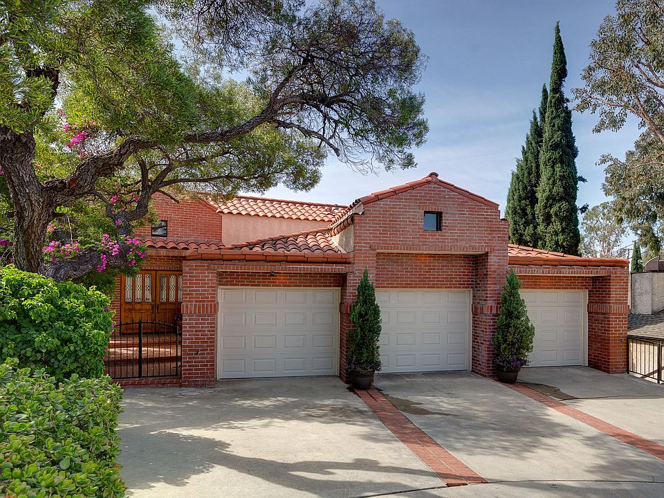 1st image of 303 Alta Vista Ave