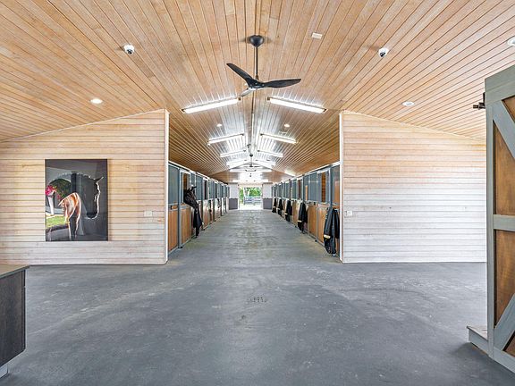 5th image of 13155 Southfields Road