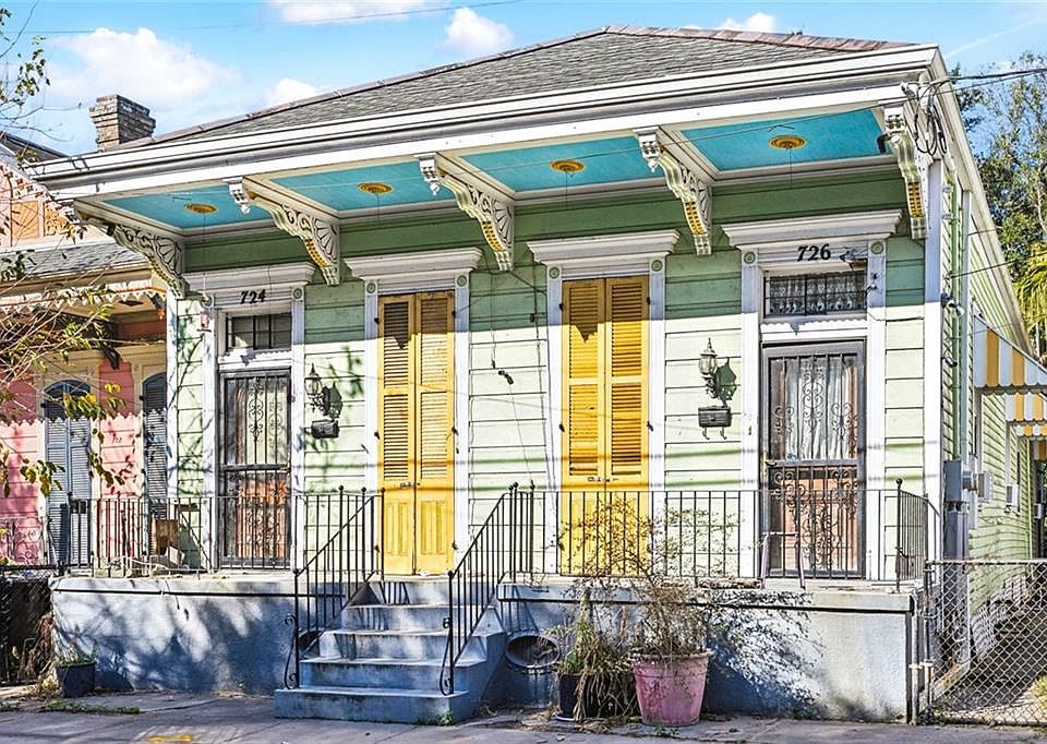 1st image of 724 Saint Ferdinand St #26