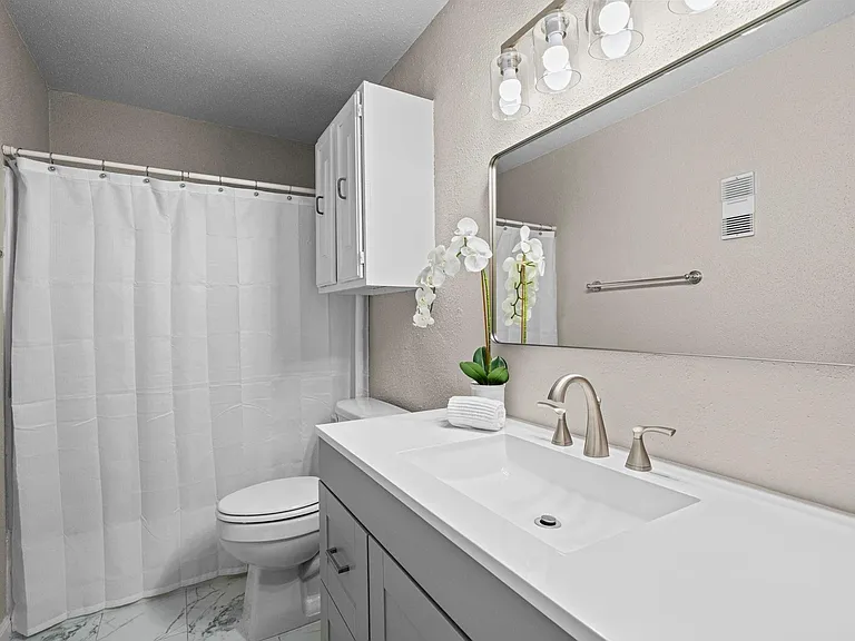 6635 Wanda Ln — Photo 9