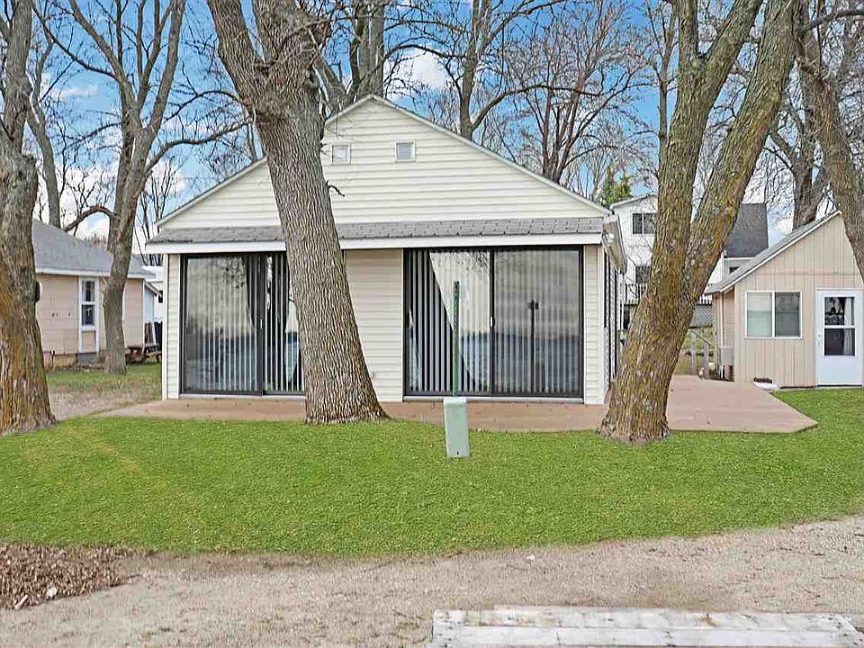 1st image of 20930 Blue Water Dr