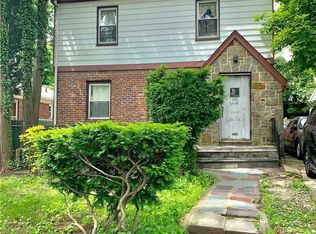 86-66 188th Sq, Jamaica, NY 11432