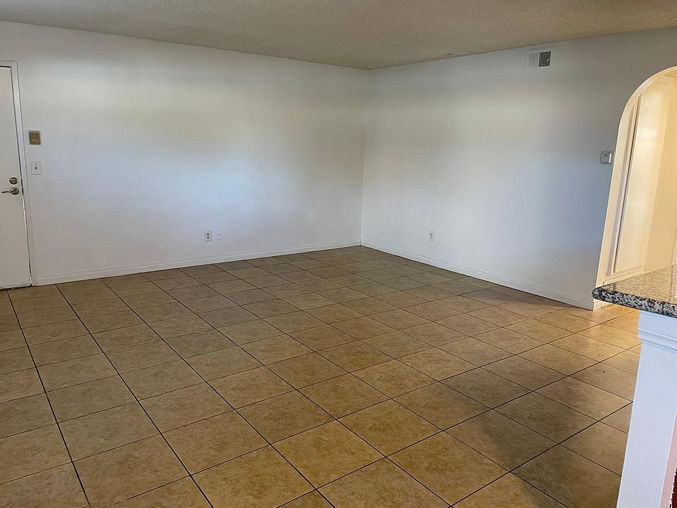 1st image of 1449 Jellick Ave APT B