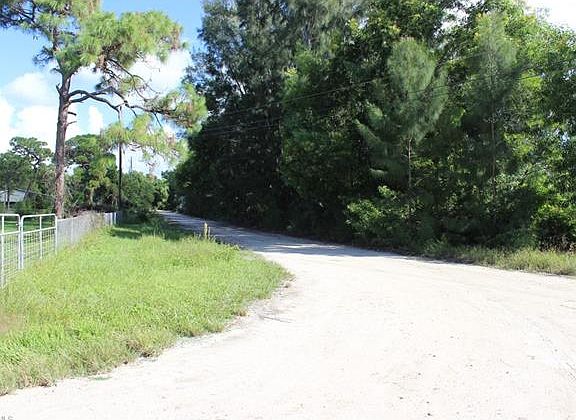 3rd image of 8901 Whispering Pines Dr
