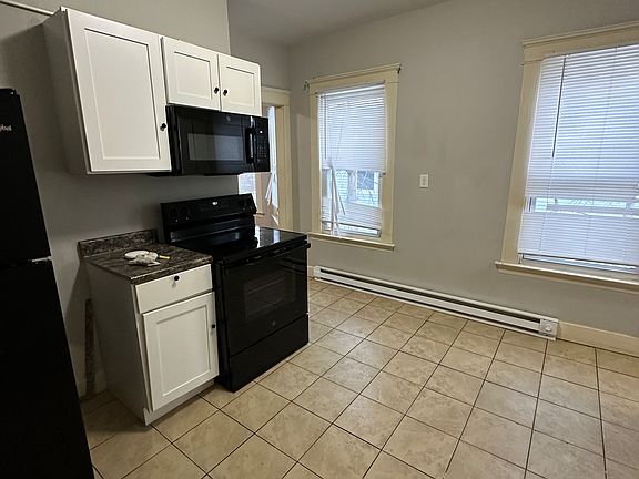 5th image of 20 Young St #2Y